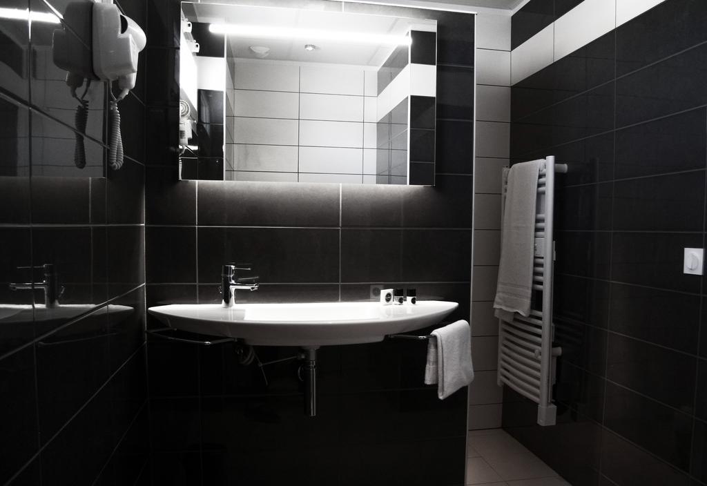 Le Cay Hotel Roquebrune-sur-Argens Værelse billede