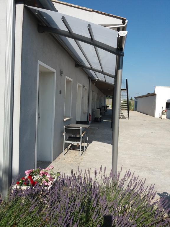Le Cay Hotel Roquebrune-sur-Argens Eksteriør billede